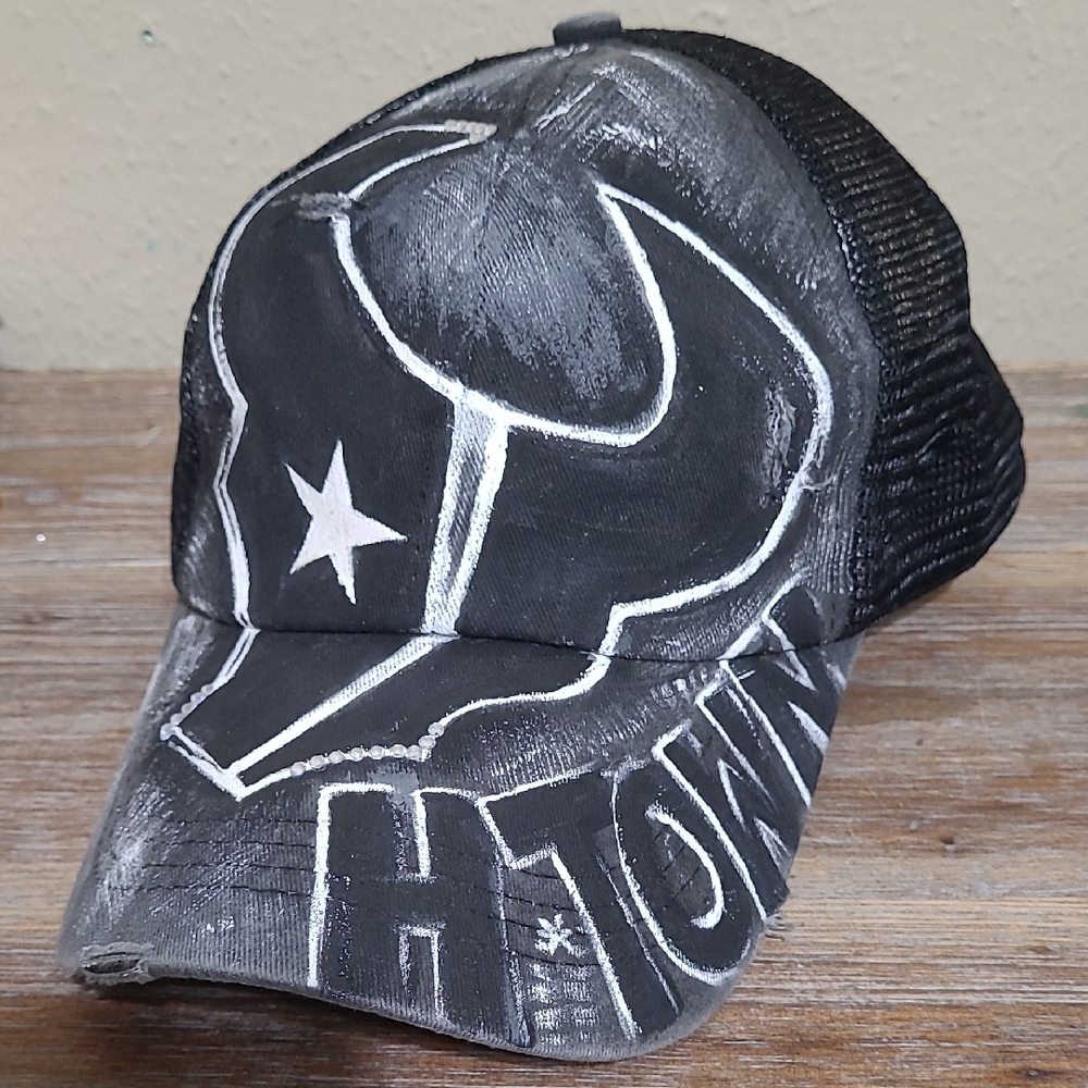 Black and White Texans Trucker Hat with Houston Texans Design